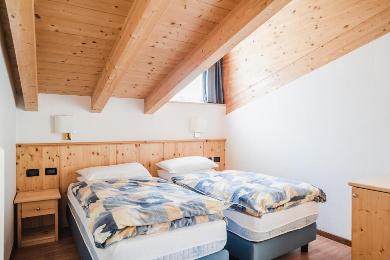 Residence Dolomia Pozza di Fassa Extérieur photo